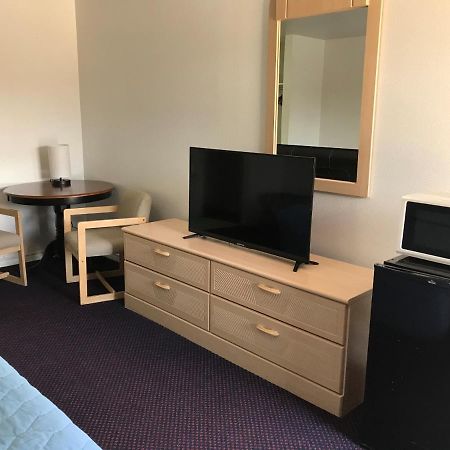 Luxury Inn George West Экстерьер фото