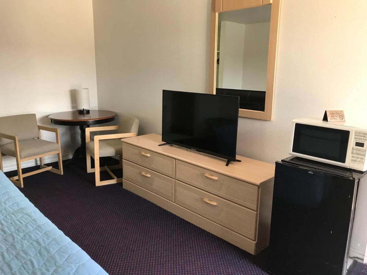 Luxury Inn George West Экстерьер фото
